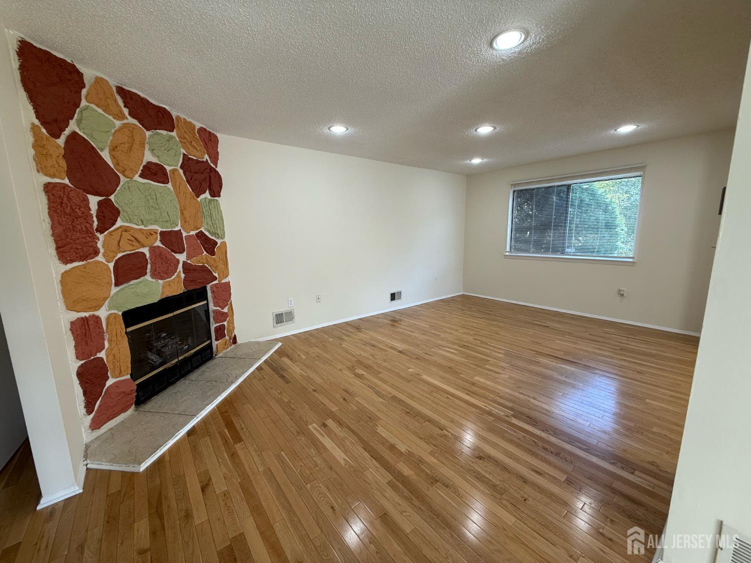 1515 Edison Gln #TERRACE, Middlesex, NJ 08837 photo