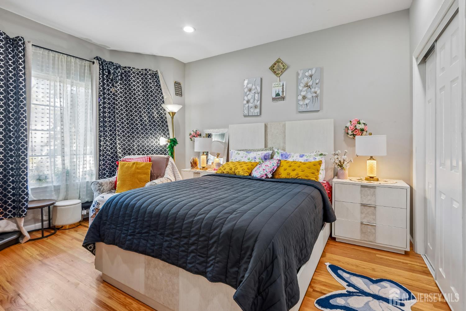 489 Plainfield Rd, Edison, NJ 08820 photo