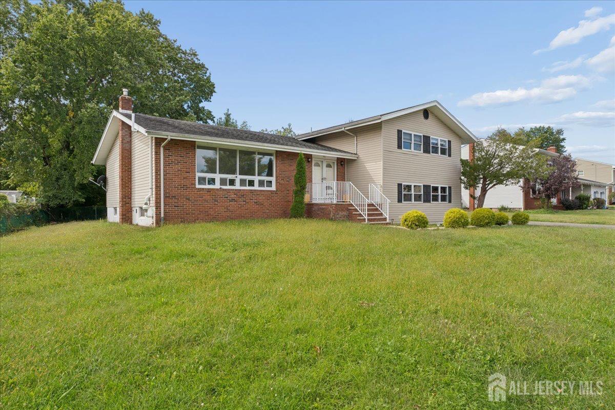 56 Gramercy Dr, Piscataway, NJ 08854 photo