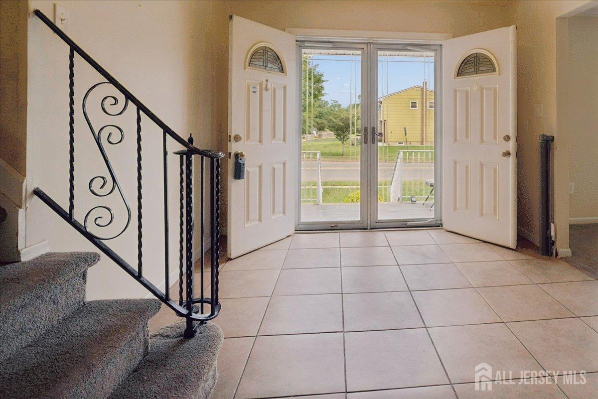 56 Gramercy Dr, Piscataway, NJ 08854 photo