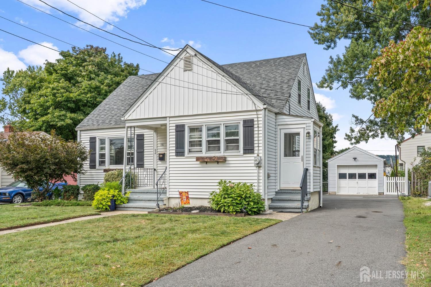 151 Harris Ave, Middlesex, NJ 08846 photo