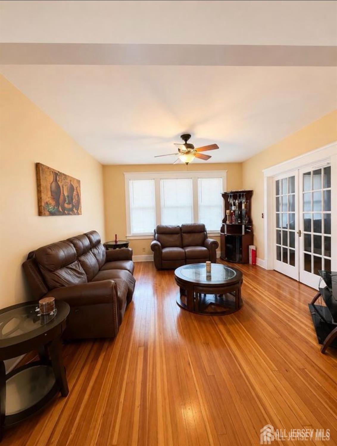 619 Lee St, Perth Amboy, NJ 08861 photo