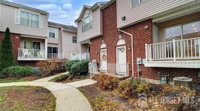 500 Great Beds Ct, Perth Amboy, NJ 08861 photo