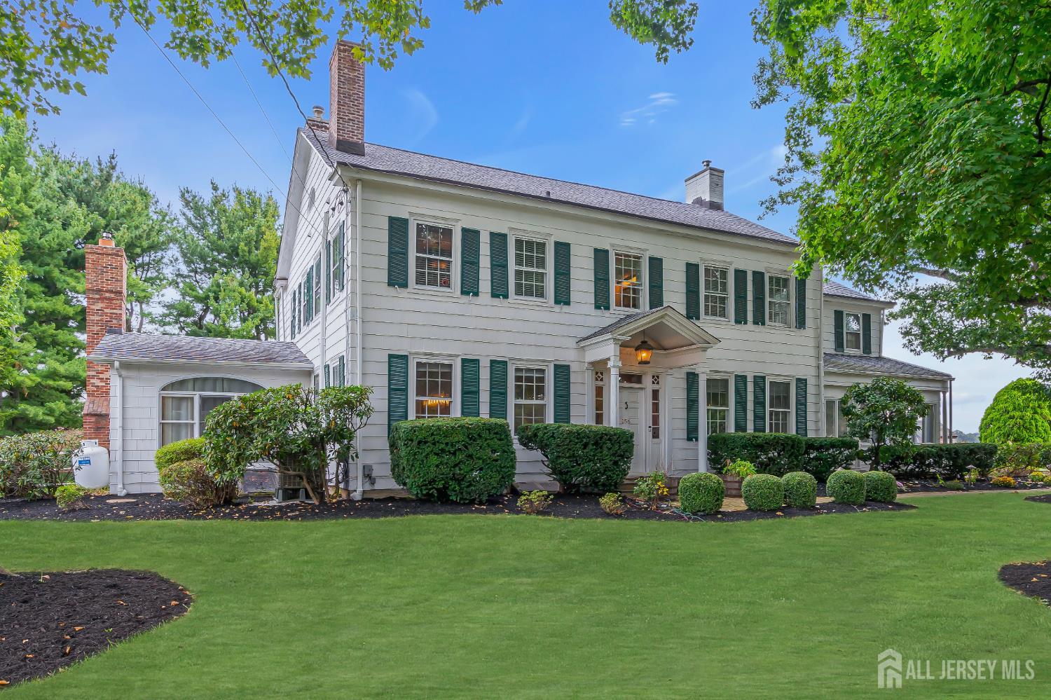 156 Cranbury Neck Rd, Plainsboro, NJ 08512