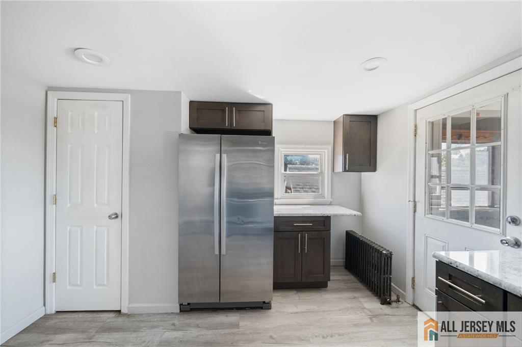 35 Lavern St, Sayreville, NJ 08872 photo