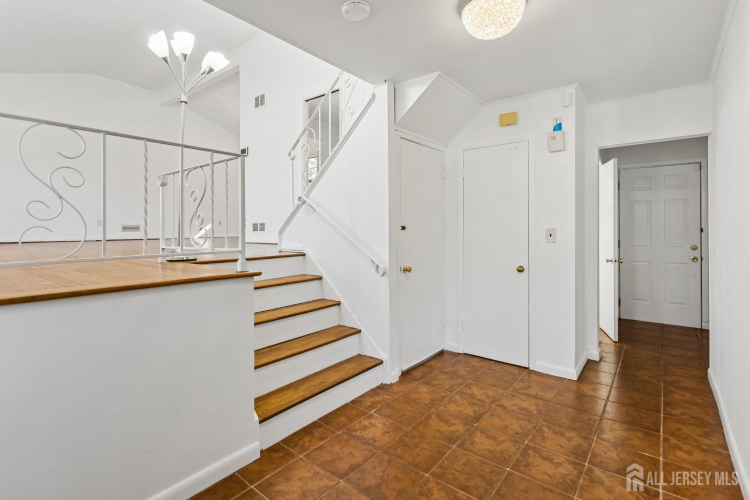 39 Gage Rd, East Brunswick, NJ 08816 photo