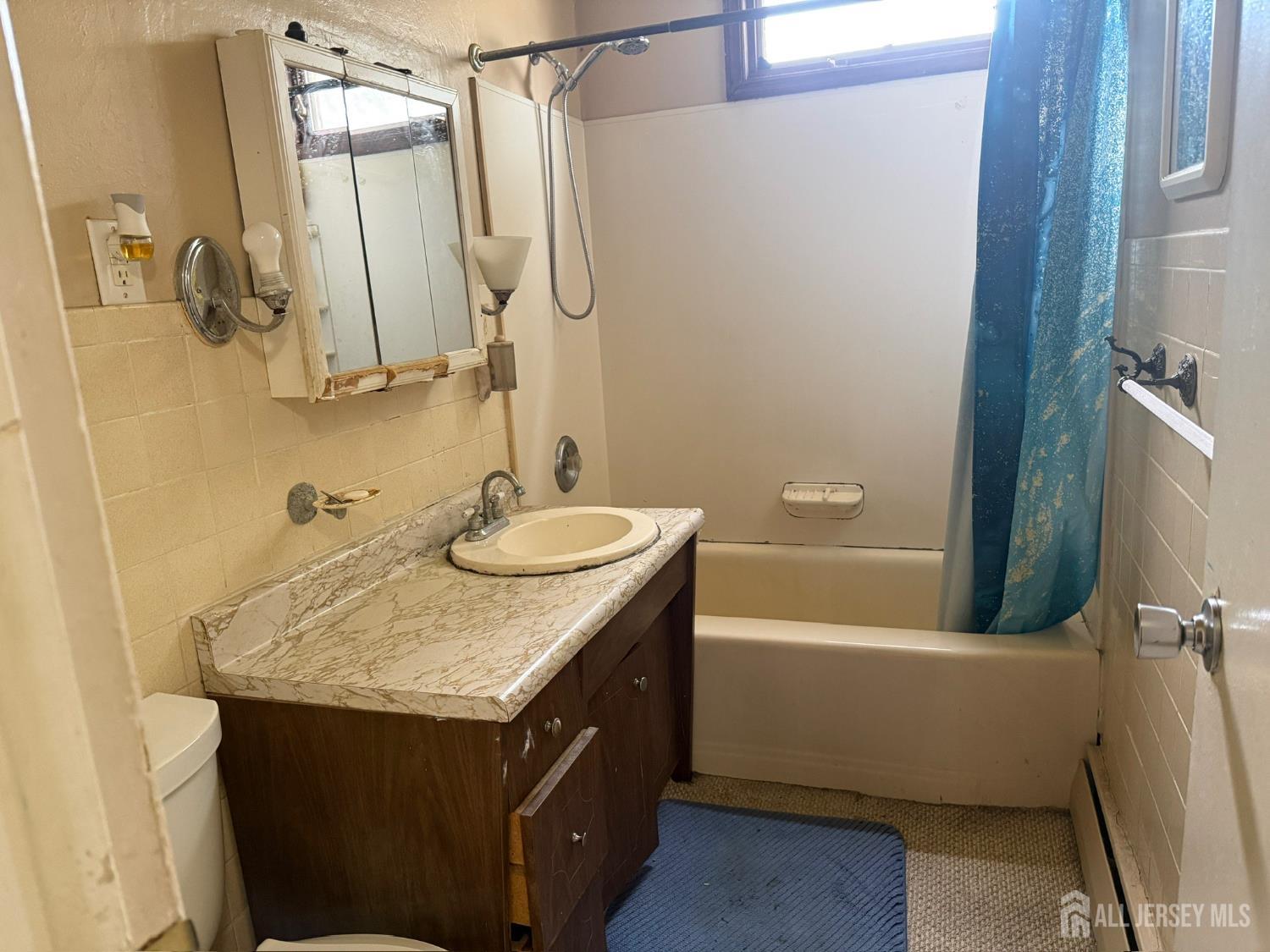 210 Ellsworth St, Iselin, NJ 08830 photo