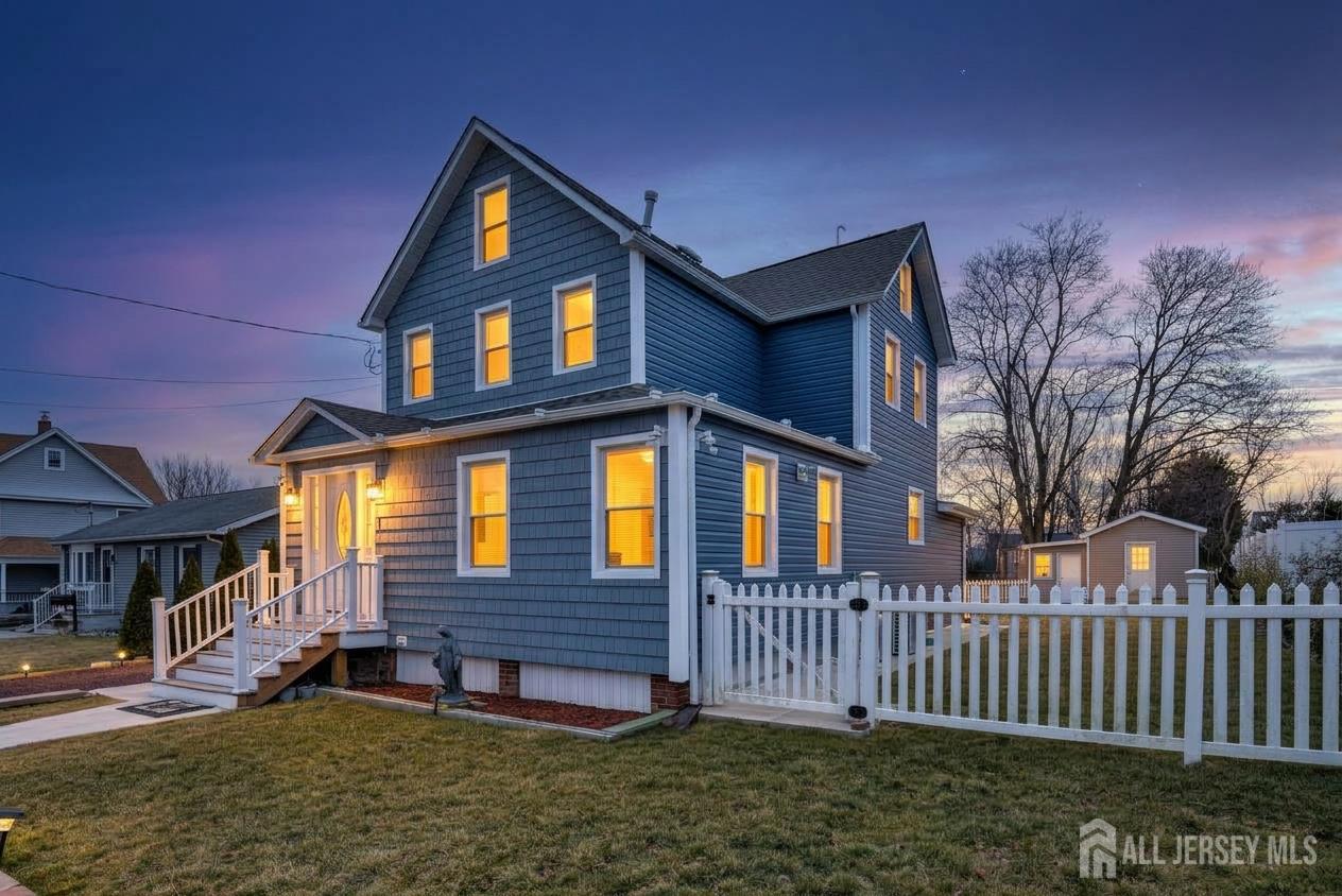 41 Lincoln Ave, Jamesburg, NJ 08831