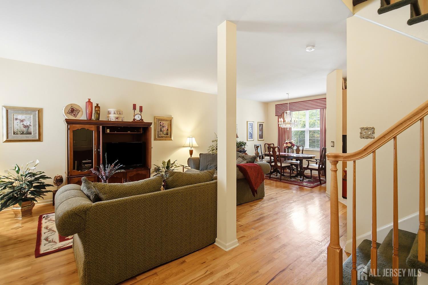 10 Wordsworth Ct, East Windsor, NJ 08520 photo