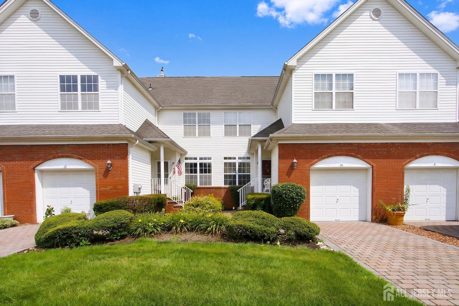 10 Wordsworth Ct, East Windsor, NJ 08520 photo