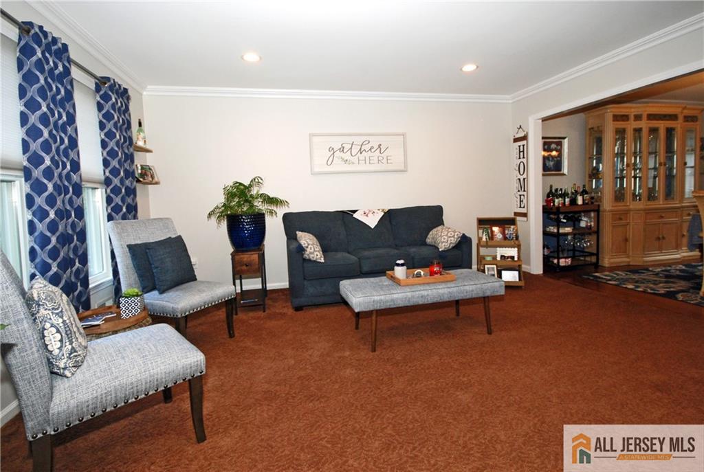 23 10th St, Monroe, NJ 08831 photo