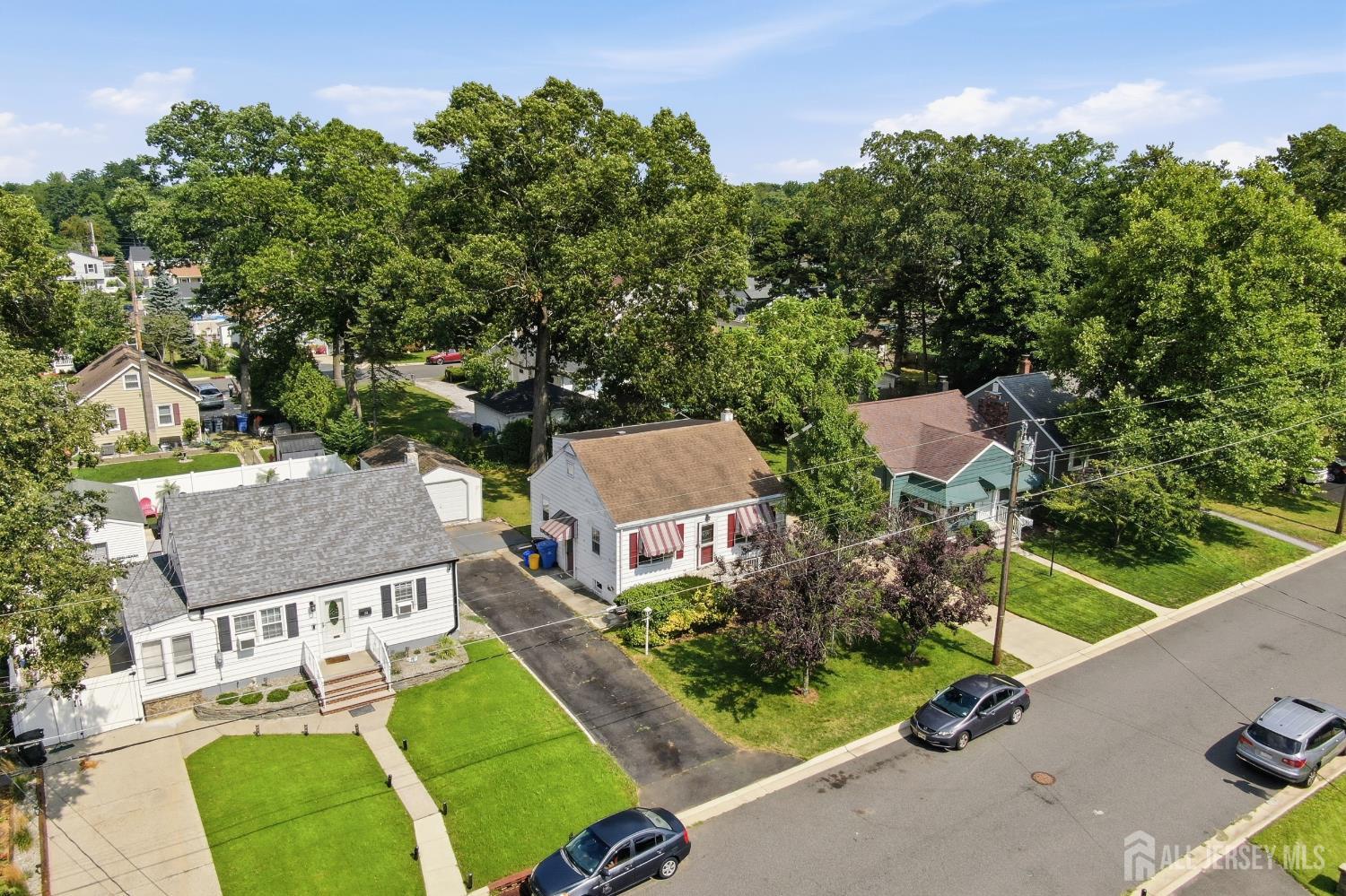 42 Brookwood Rd, Spotswood, NJ 08884 photo