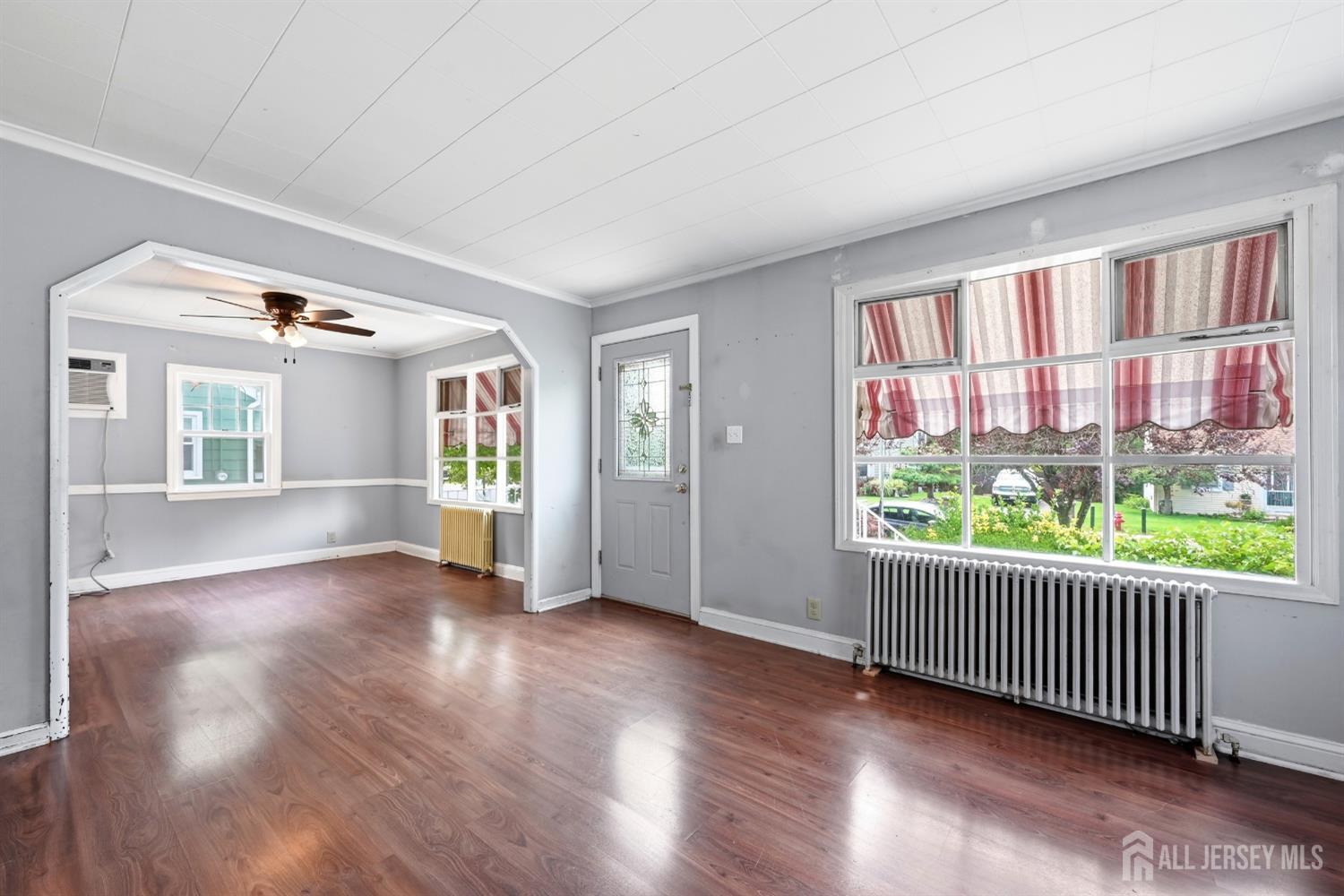 42 Brookwood Rd, Spotswood, NJ 08884 photo