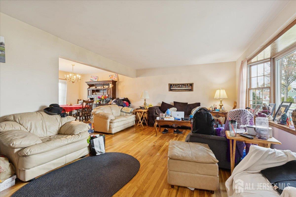 28 Debra Pl, Sewaren, NJ 07077 photo