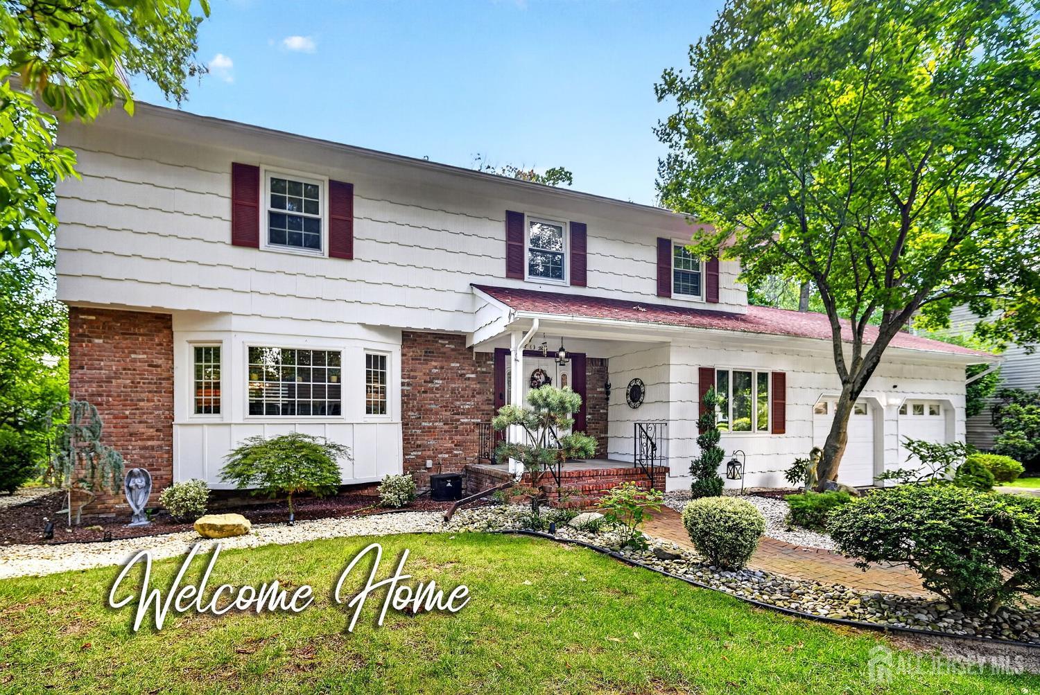 3 Shady Ln, East Brunswick, NJ 08816