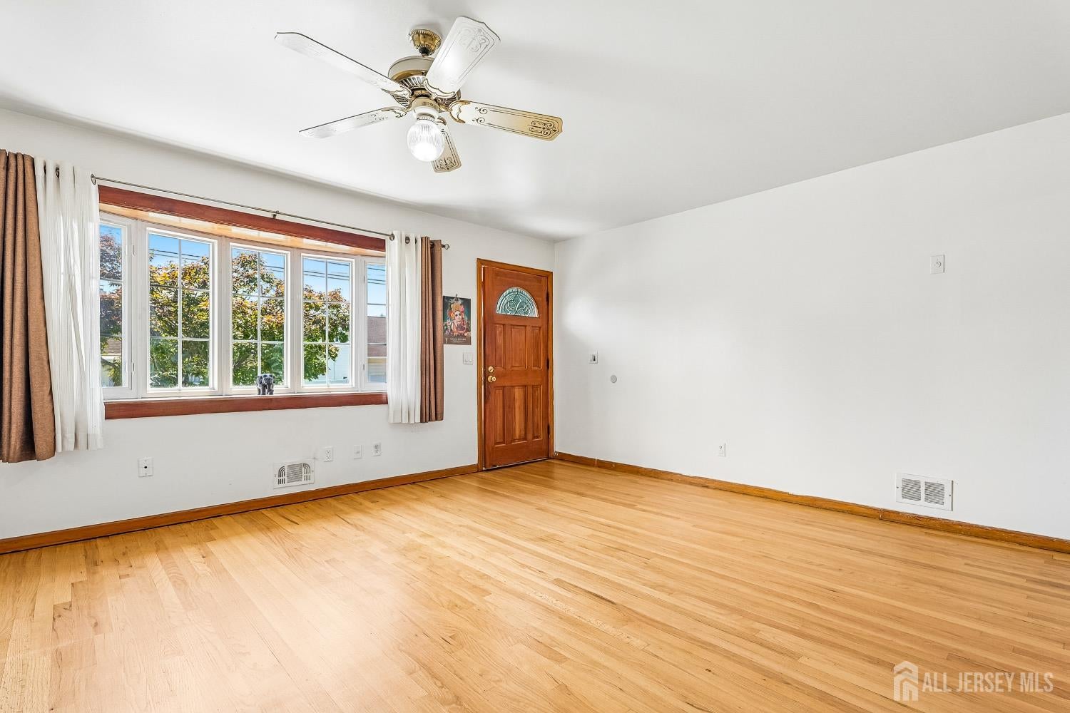 124 Sonora Ave, Iselin, NJ 08830 photo