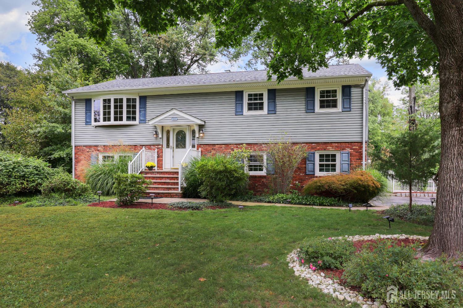 1465 Thomas Ave, North Brunswick, NJ 08902