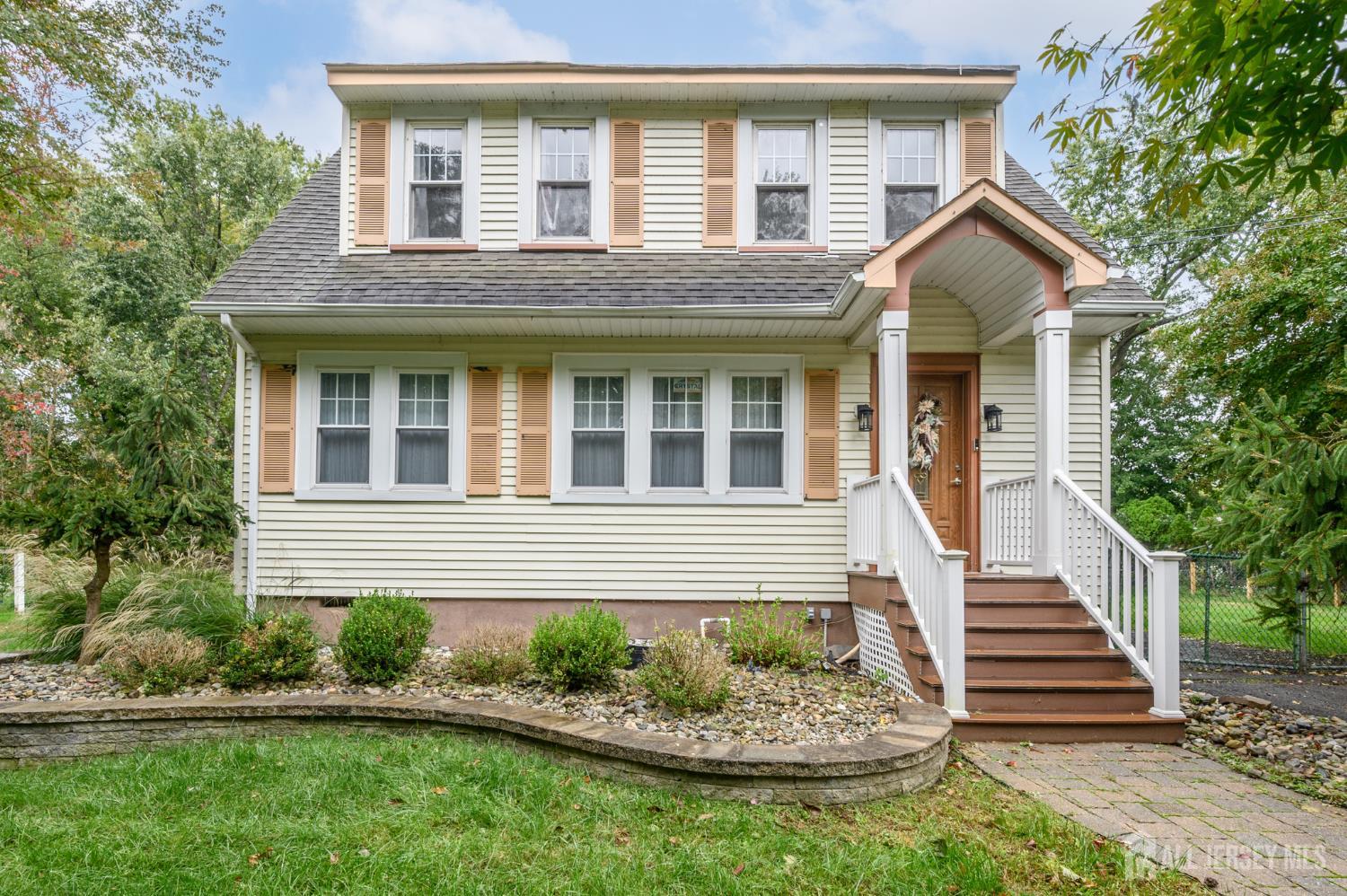 125 127 Princeton Ln, South Plainfield, NJ 07063