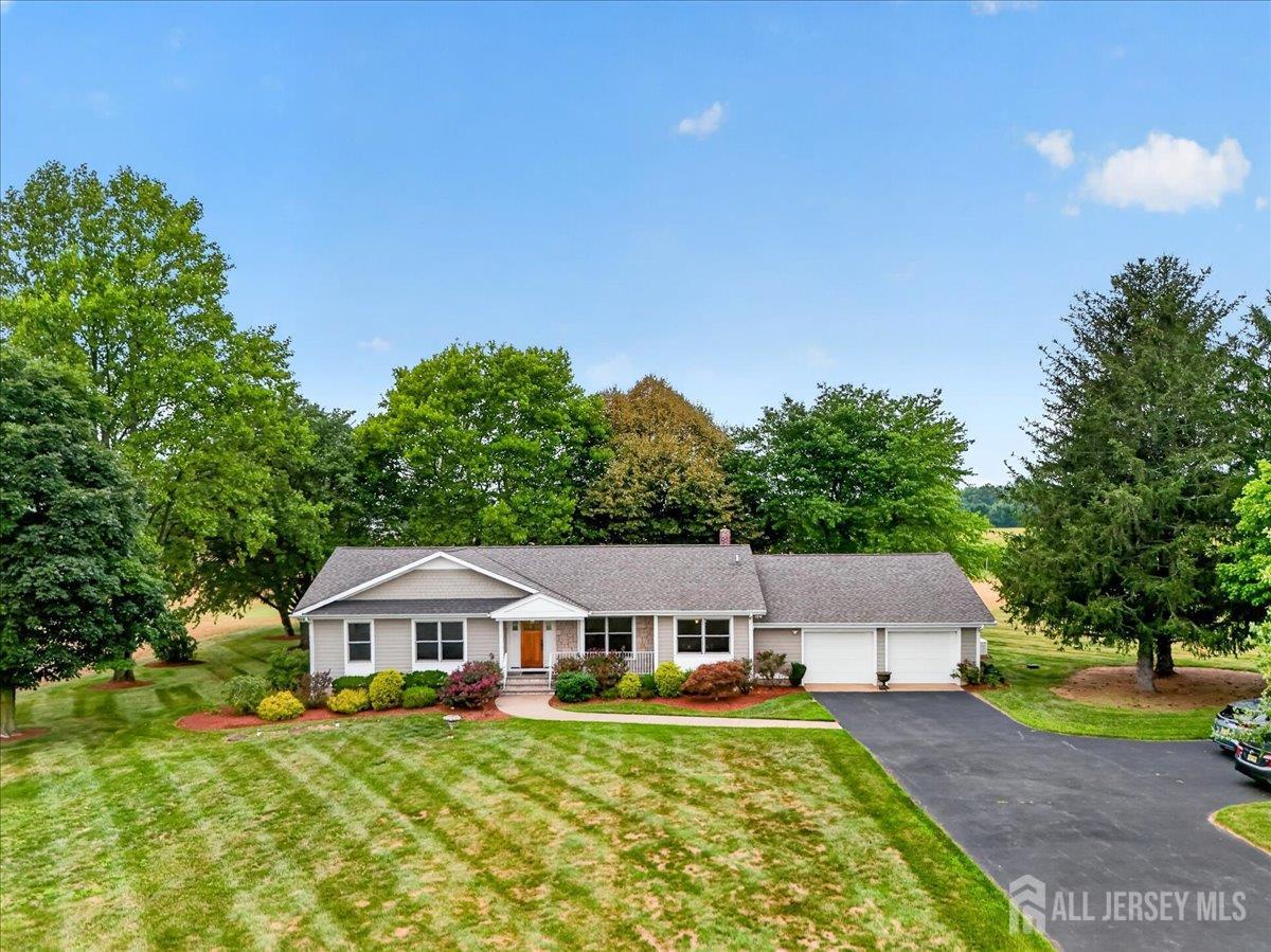 70 John White Rd, Plainsboro, NJ 08512