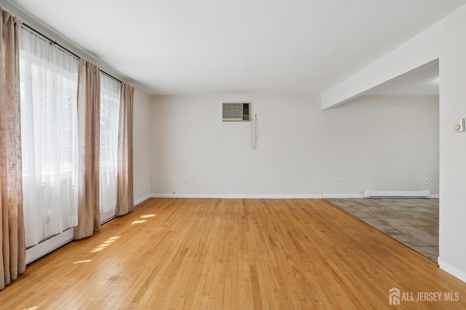18 Carlton Ave, Monroe, NJ 08331 photo