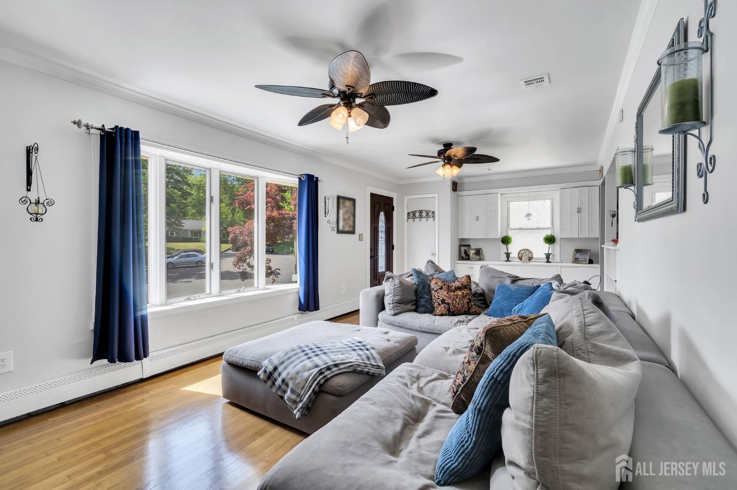35 Richard Terrace, Middletown, NJ 07748 photo