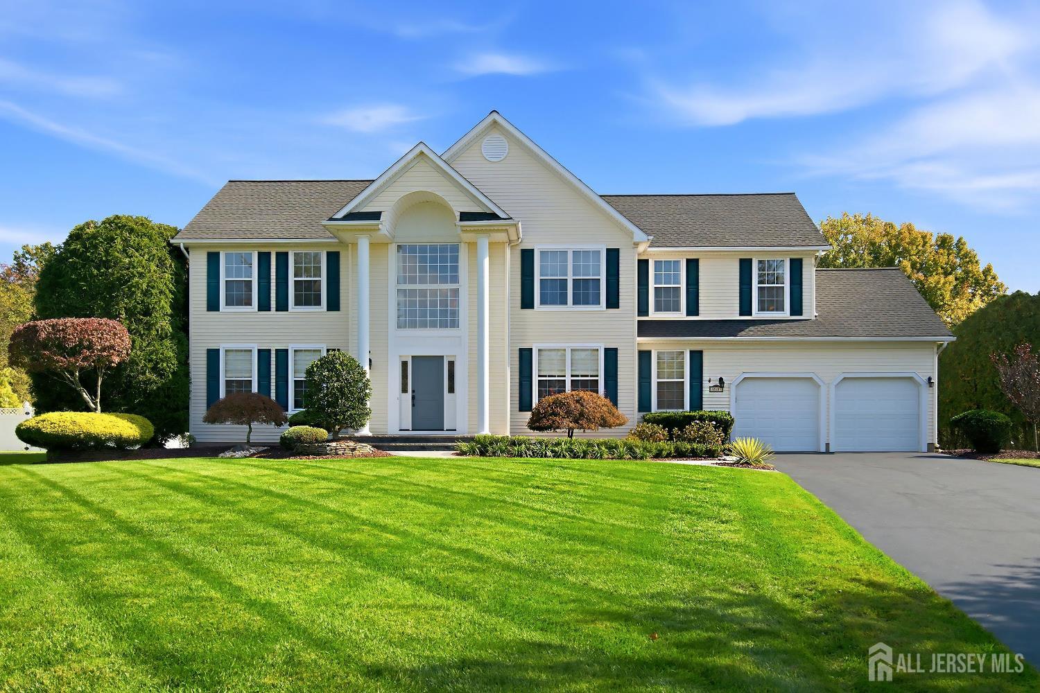 243 Ambiance Blvd, Freehold, NJ 07728