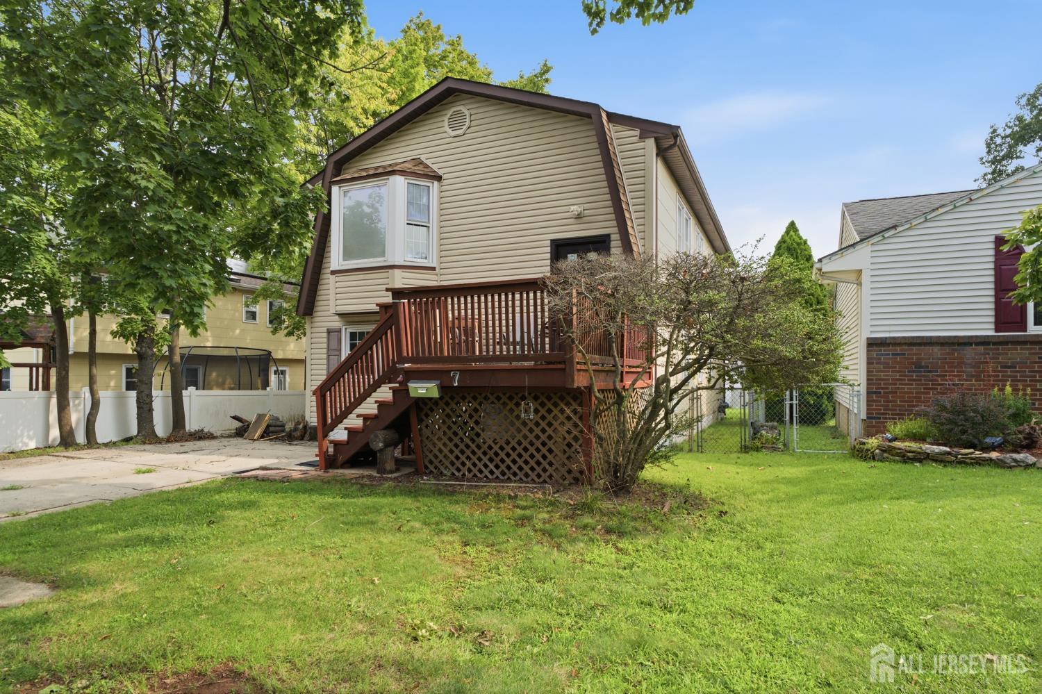 7 Exeter St, Highland Park, NJ 08904 photo