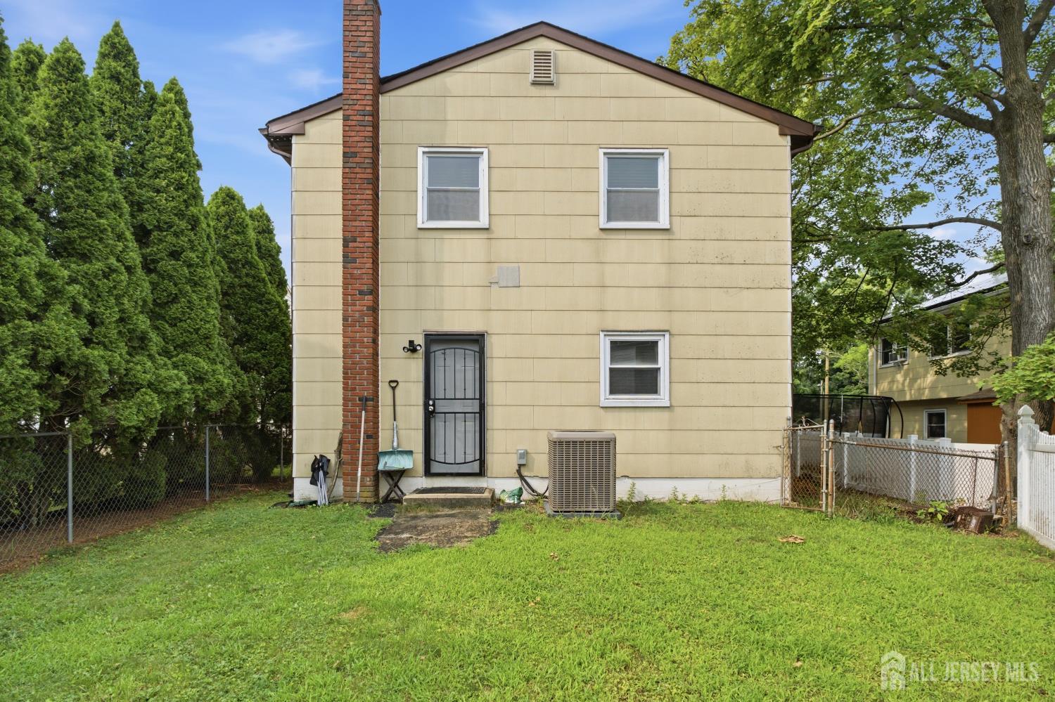 7 Exeter St, Highland Park, NJ 08904 photo