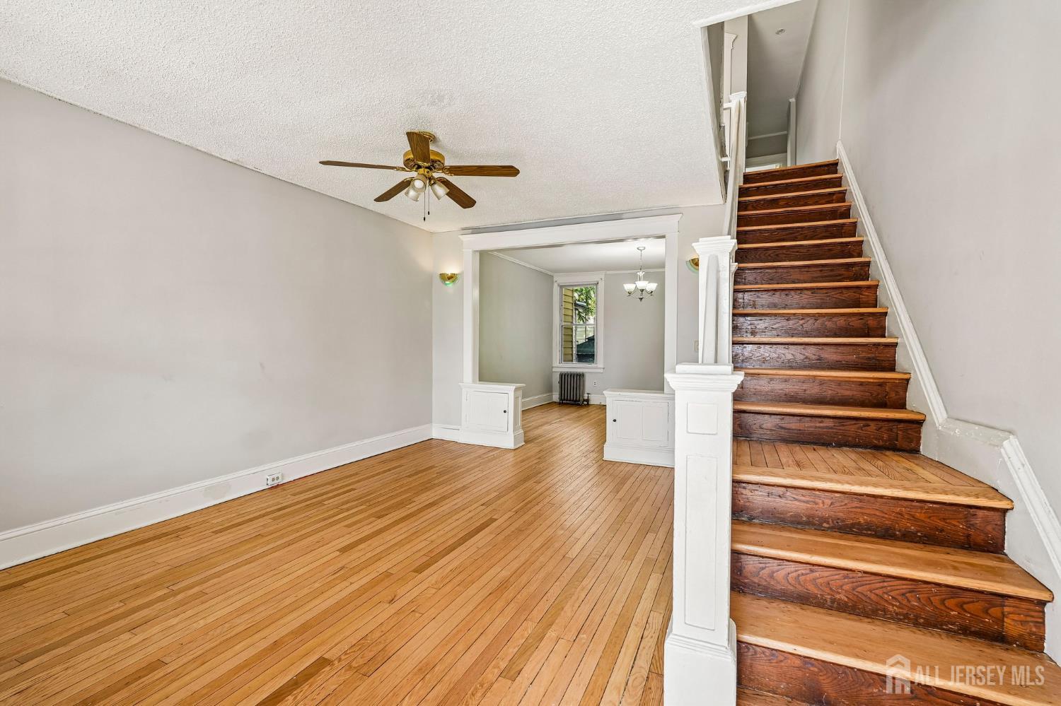 194 Lewis St, Perth Amboy, NJ 08861 photo