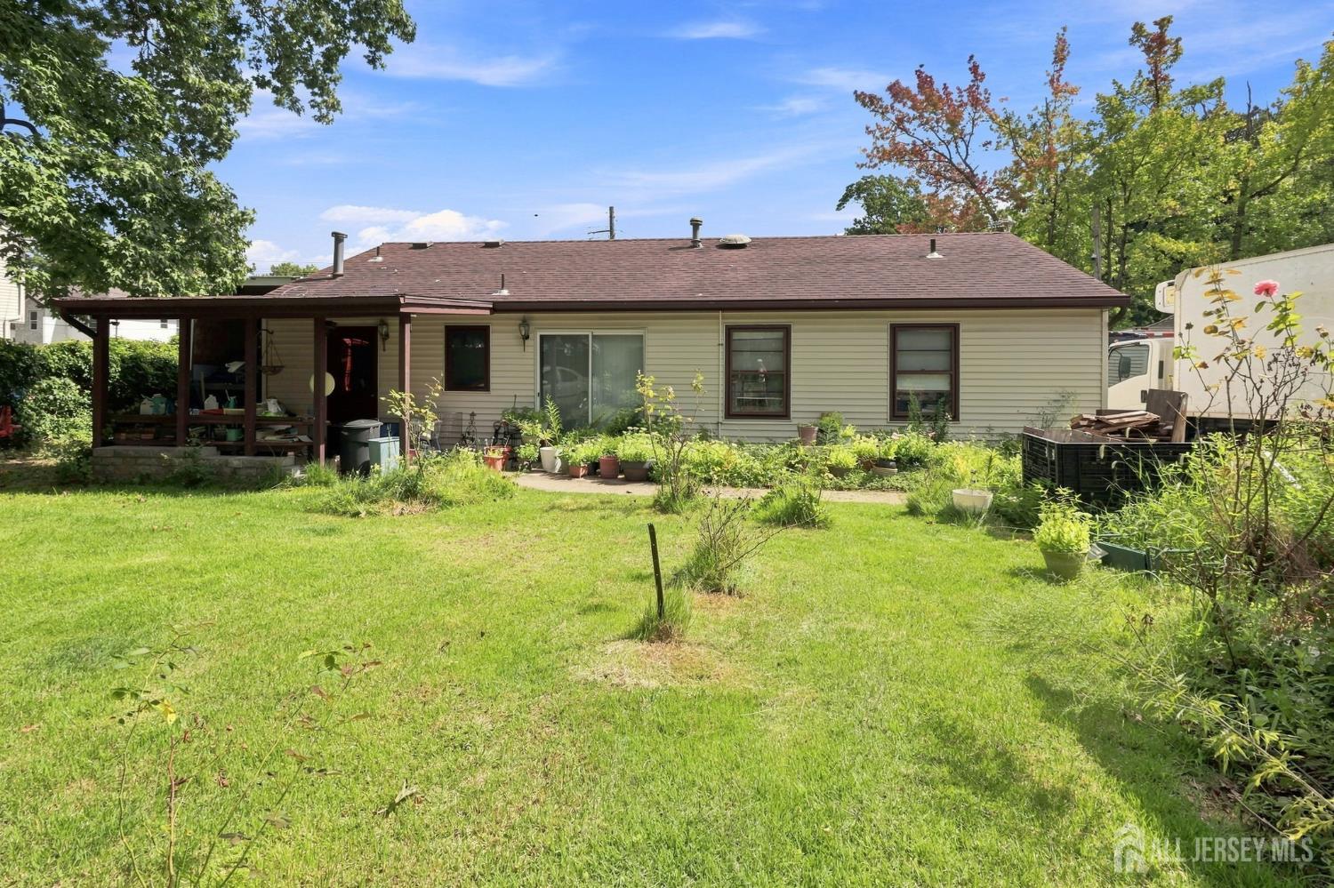853 Grove Ave, Old Bridge, NJ 08879 photo