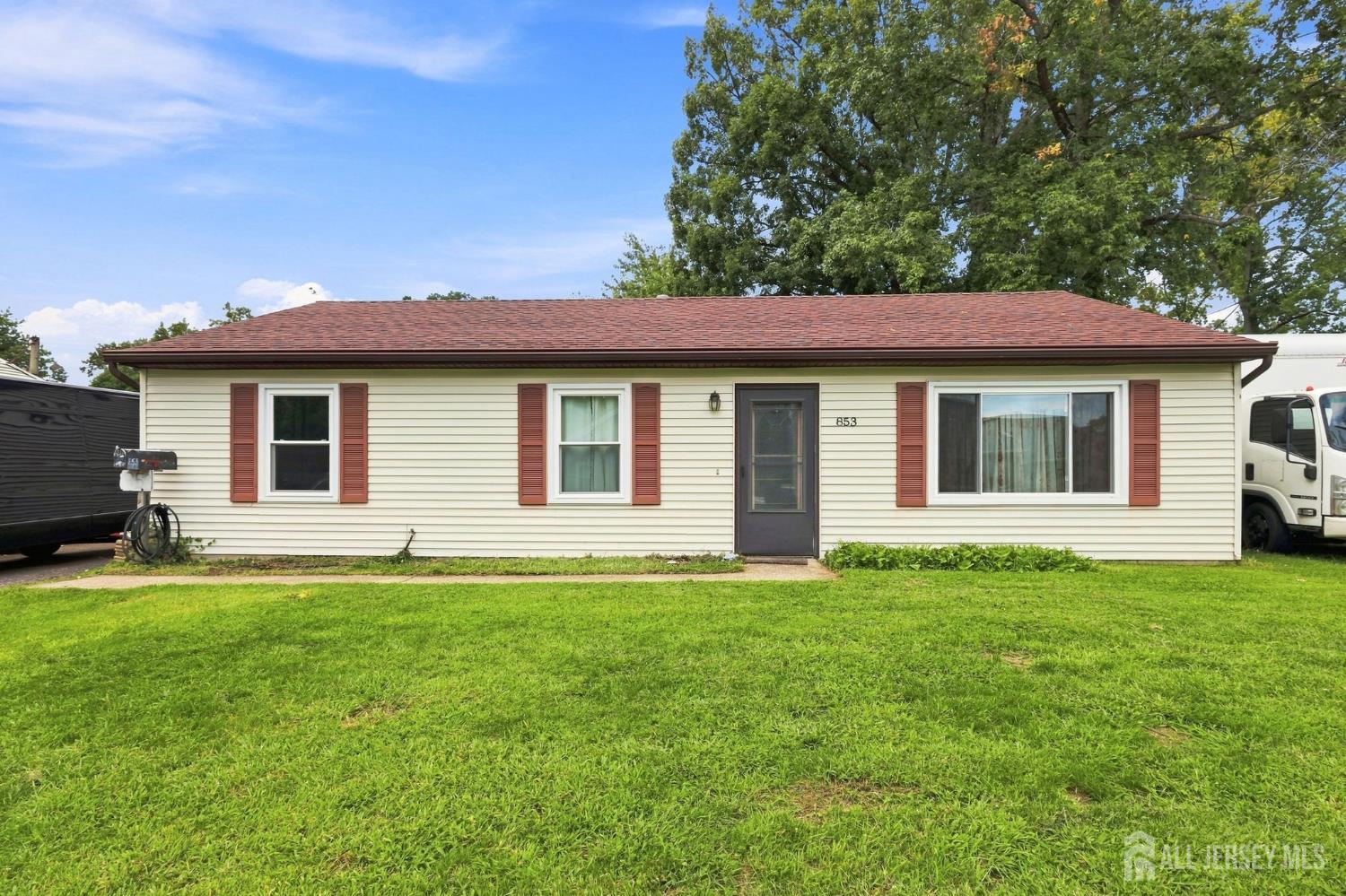 853 Grove Ave, Old Bridge, NJ 08879