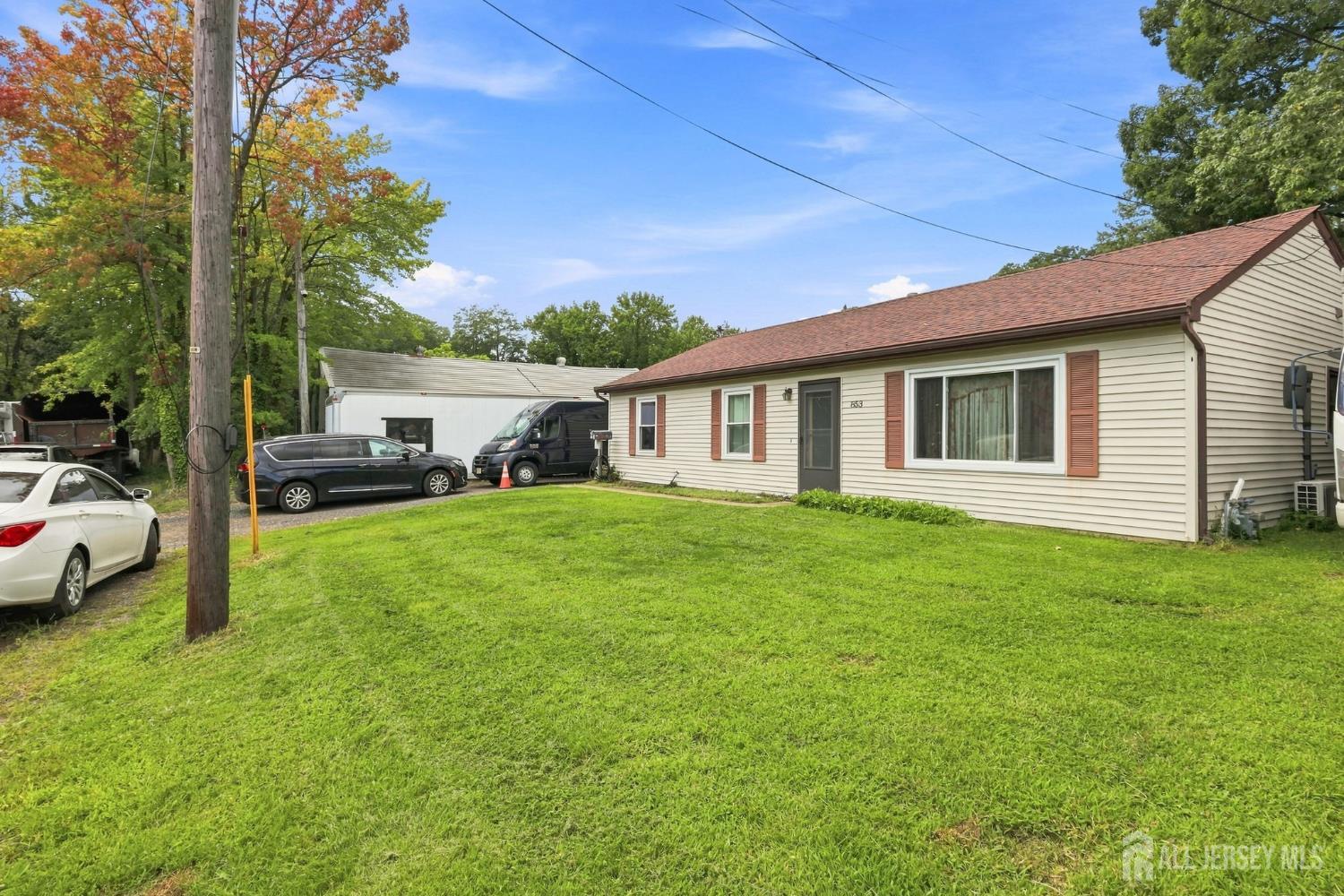 853 Grove Ave, Old Bridge, NJ 08879 photo