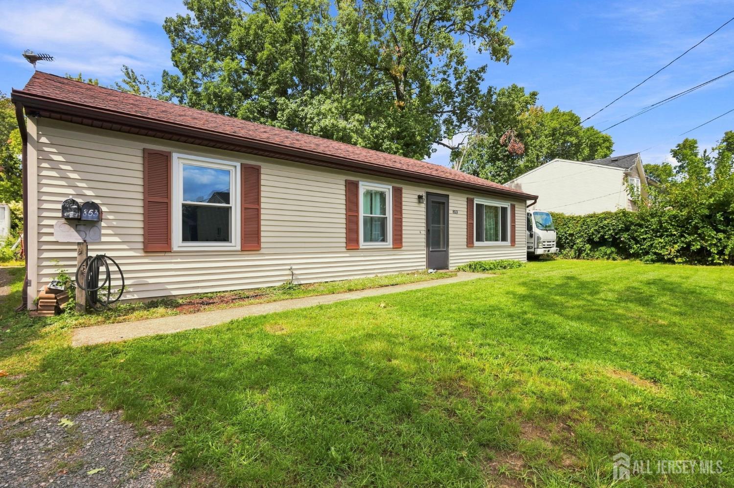 853 Grove Ave, Old Bridge, NJ 08879 photo