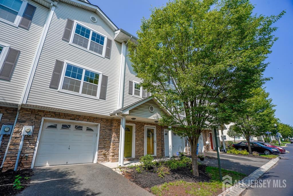 4 Ronald Dr, Franklin Twsp, NJ