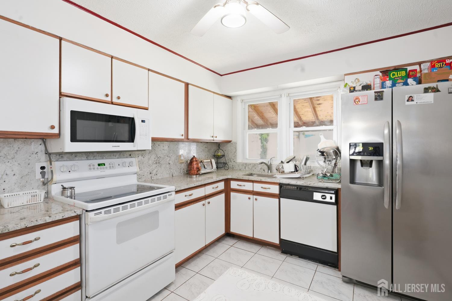 111 Goodrich St, Iselin, NJ 08830 photo