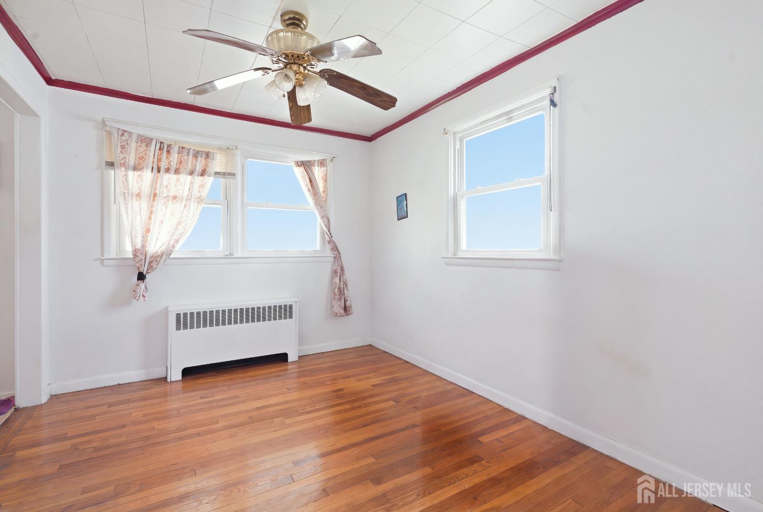 111 Goodrich St, Iselin, NJ 08830 photo