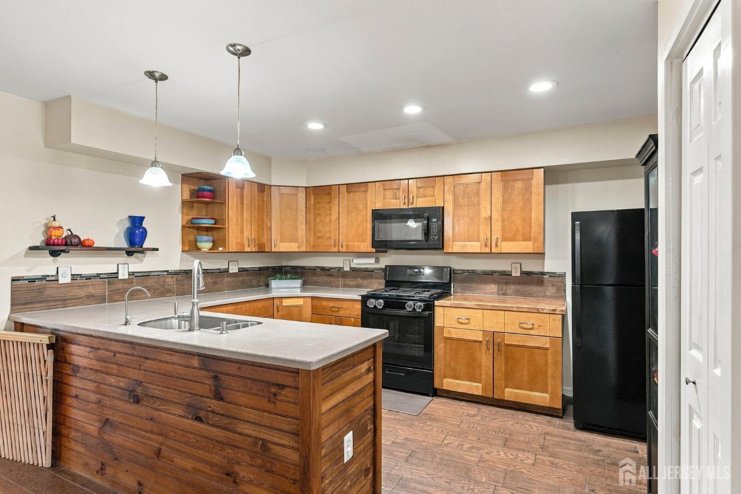 13 Forest Garden Dr, Matawan, NJ 07747 photo