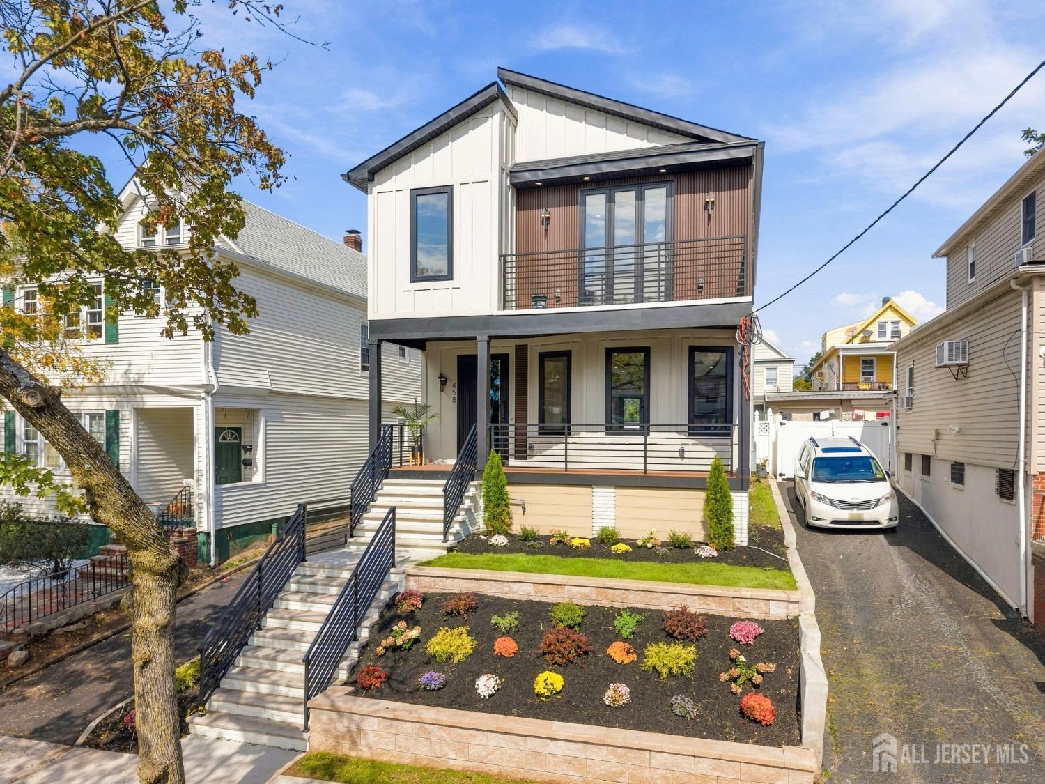 458 Lawrie St, Perth Amboy, NJ 08861 photo