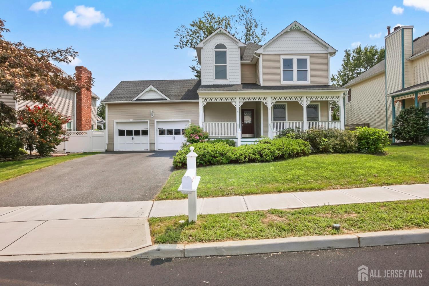 4 Claire Ct, Matawan, NJ 07747