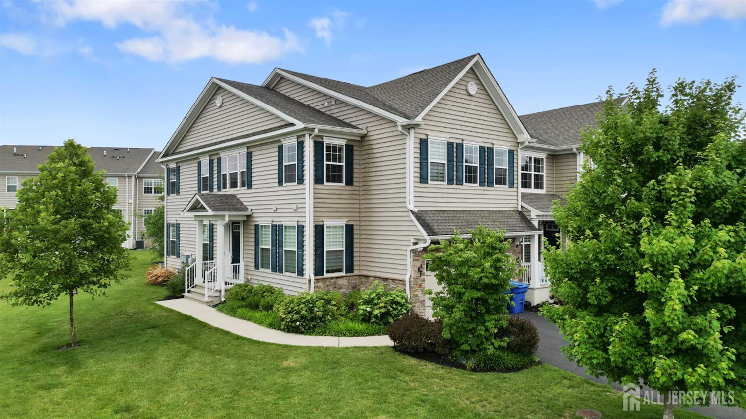 47 Begonia Ln, Monroe, NJ 08831