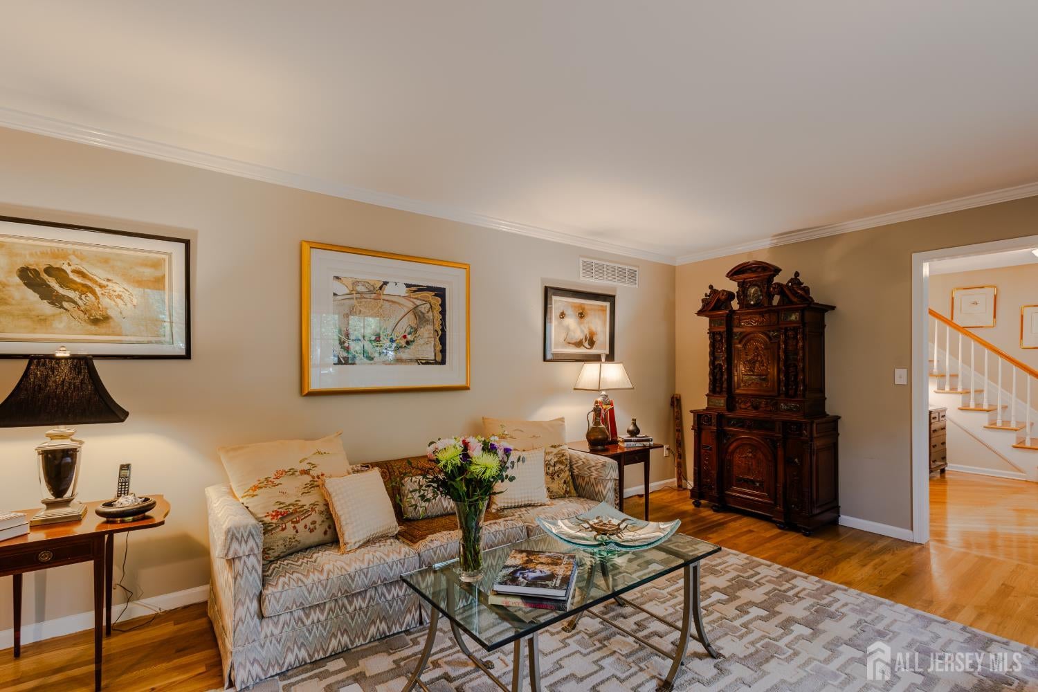 6 Burlington Ln, East Brunswick, NJ 08816 photo