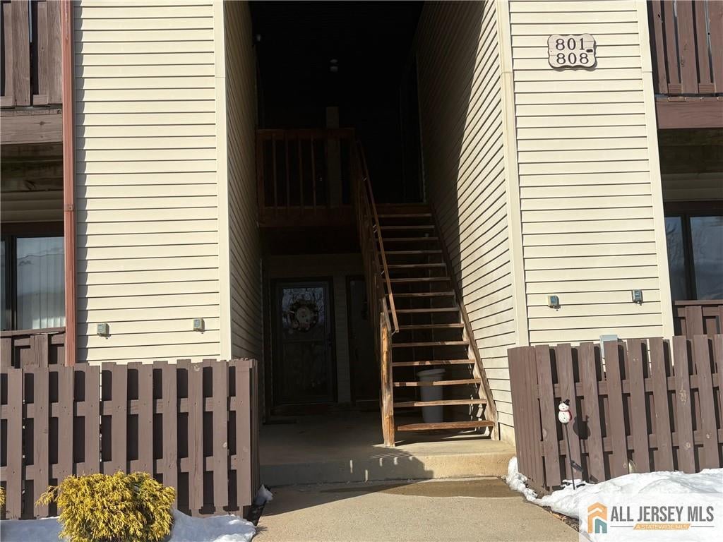 802 Lindsey Ct, Evesham, NJ 08053