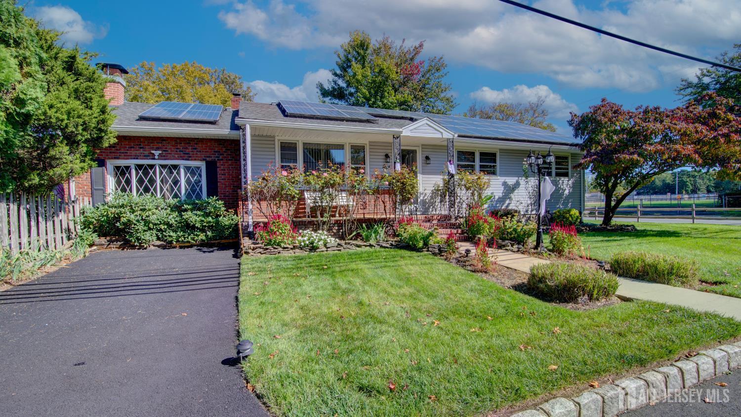 1 Jackson Ave, Sayreville, NJ 08859