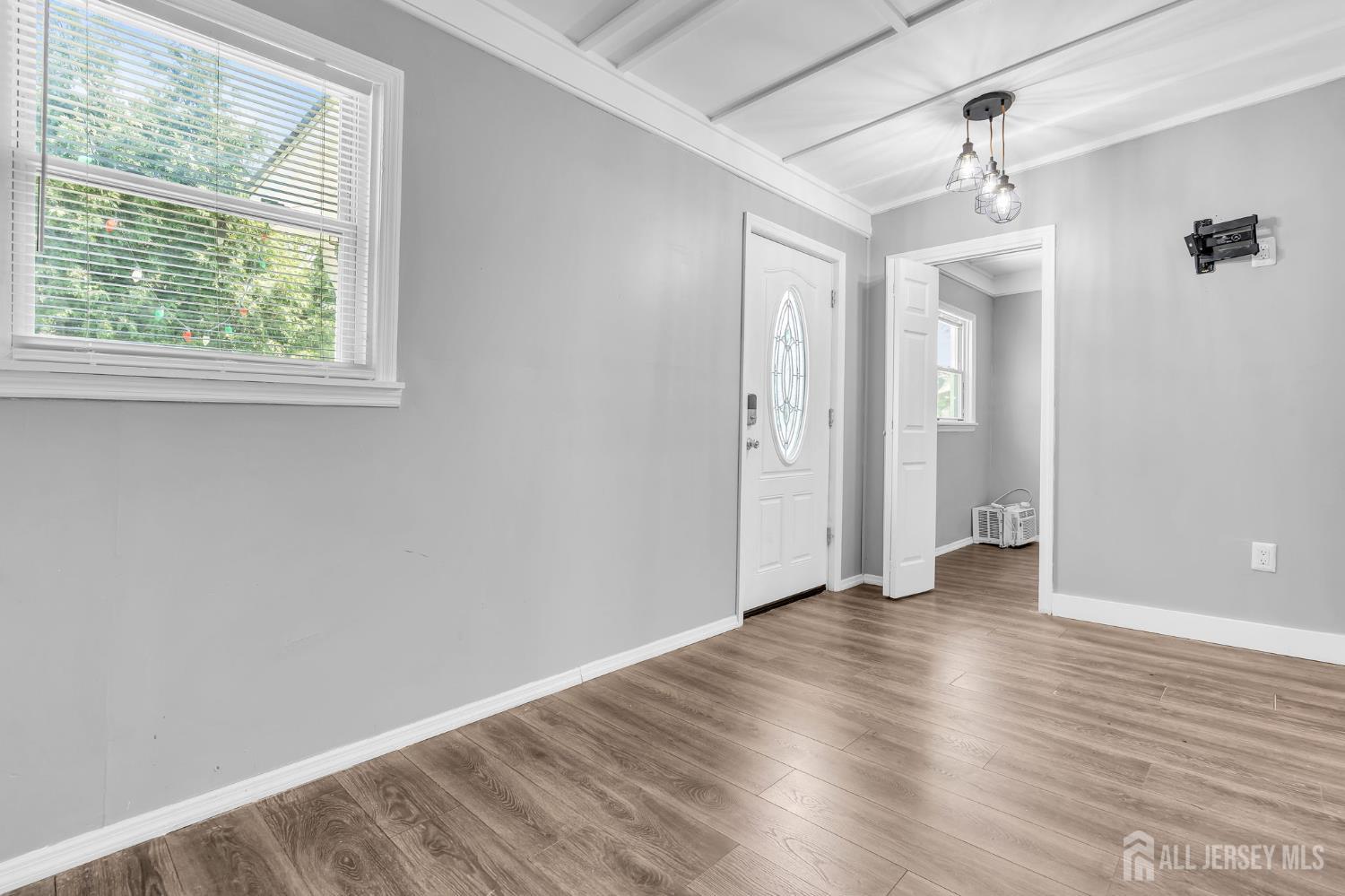 133 Summerhill Rd, Spotswood, NJ 08884 photo
