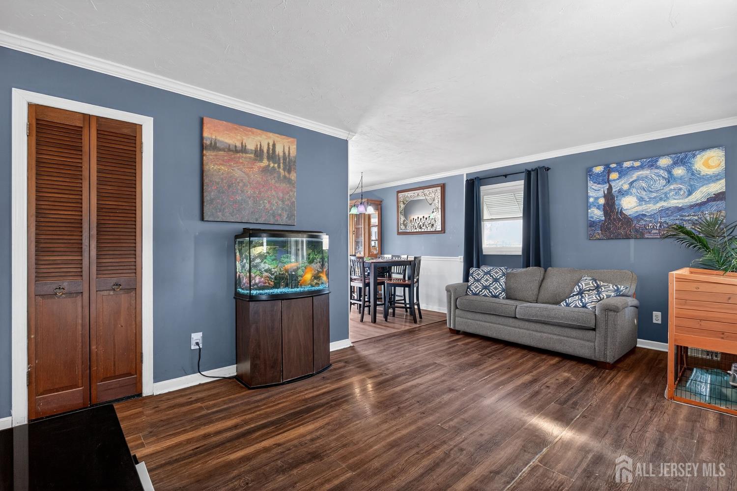 77 W Arthur Pl, Iselin, NJ 08830 photo