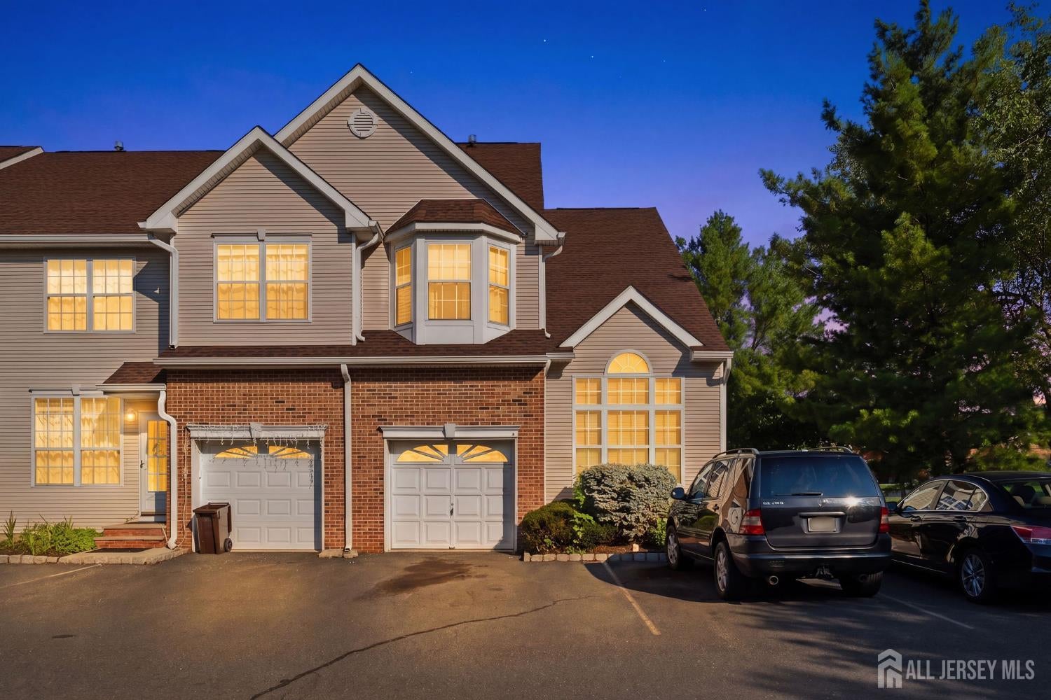 9 Gallop Ln, Franklin Twsp, NJ 08873