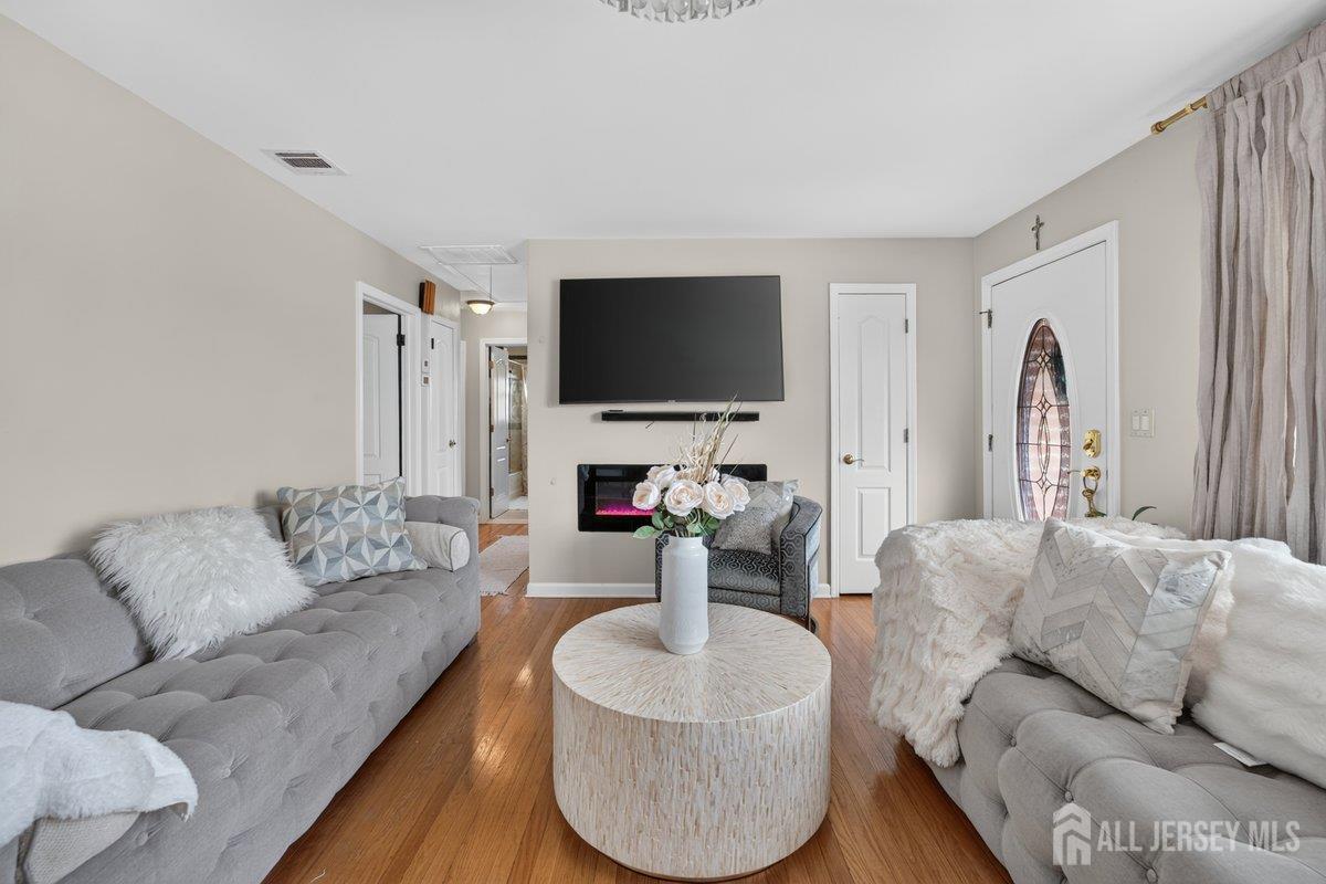 45 Hagaman St, Port Reading, NJ 07064 photo