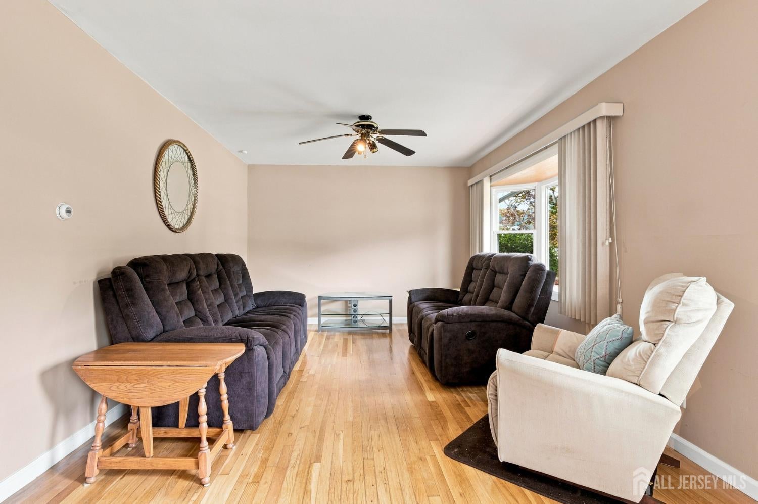 114 Kendall Dr, Sayreville, NJ 08859 photo