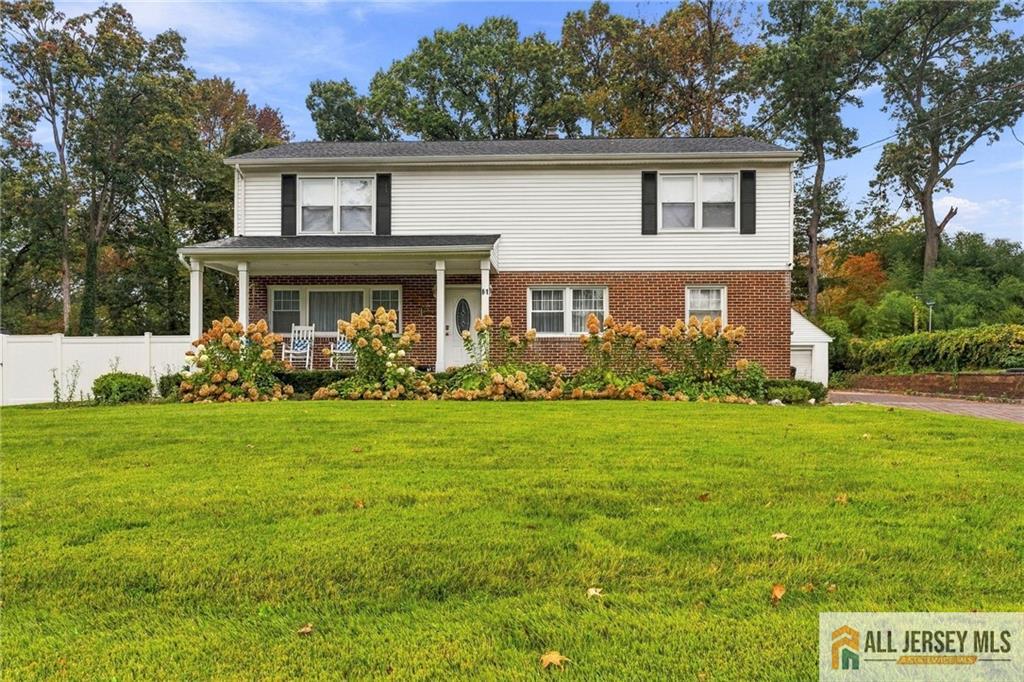 61 Herbert Dr, East Brunswick, NJ 08816