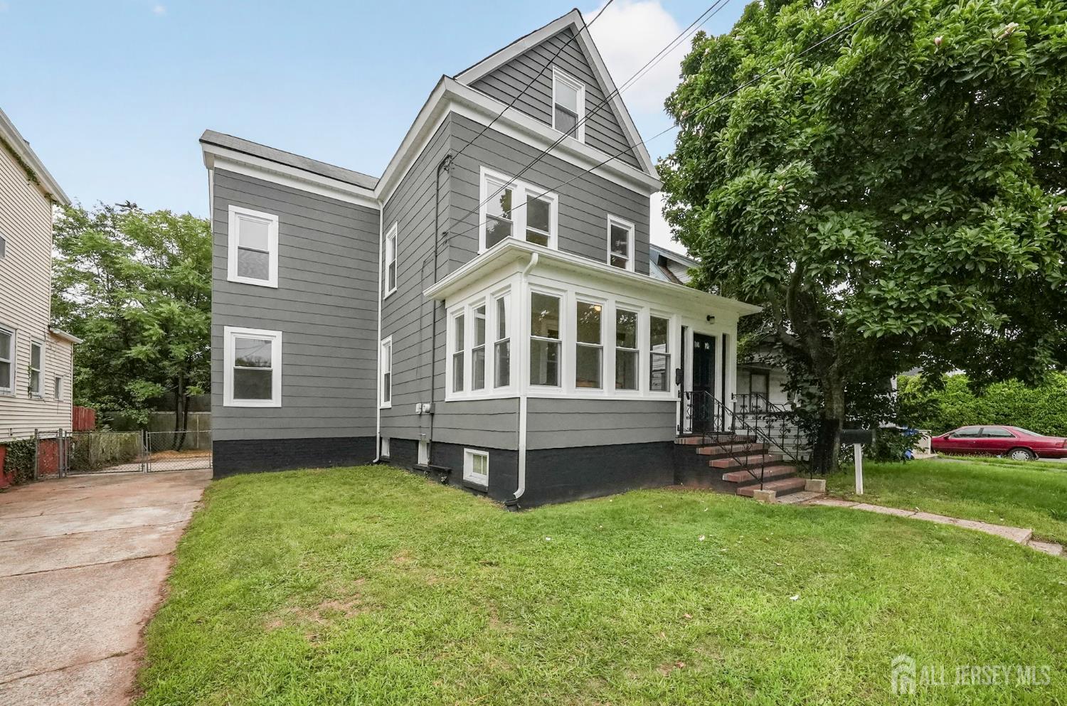678 Ridgedale Ave, Woodbridge Proper, NJ 07095
